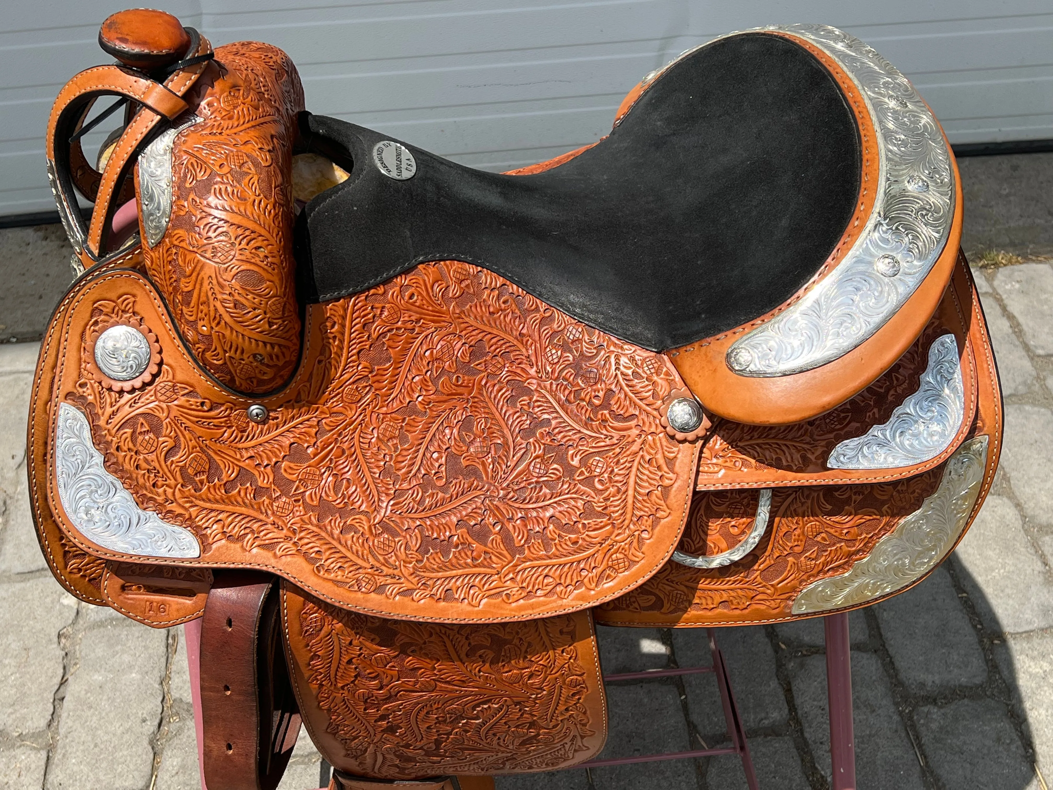 Used Saddlesmith USA 16” Western Show Saddle