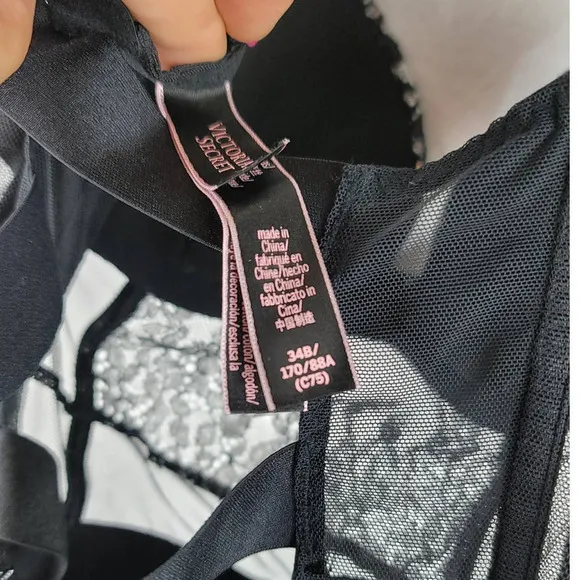 Victoria Secret Black/Silver Stunning Lingerie 34B