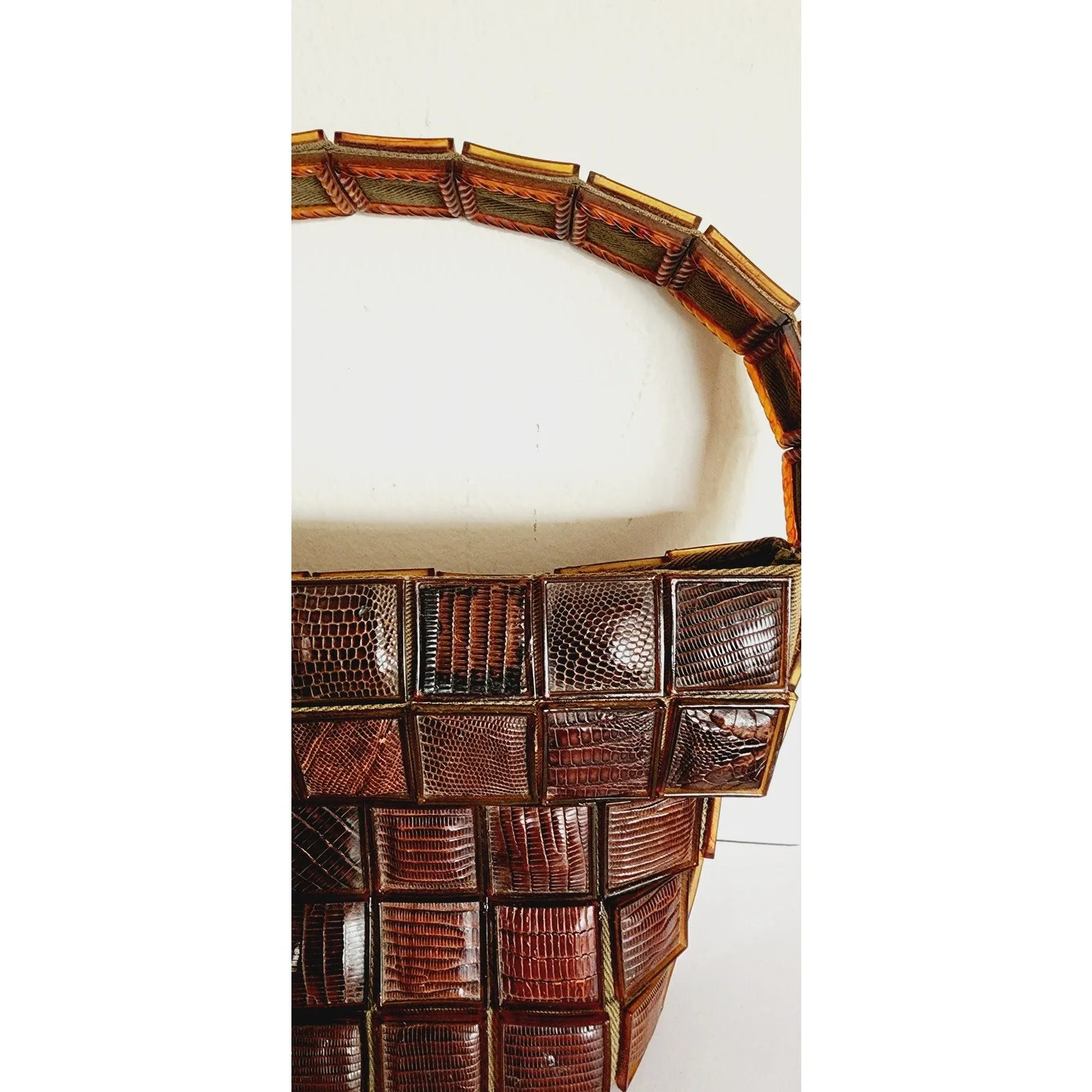Vintage 1940s Bag in Alligator Tile Basket/Picnic Style