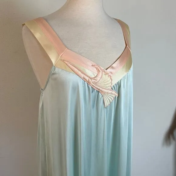 Vintage 60s / 70s Nylon Maxi Nightie Slip Dress Nightgown‎ // Size Medium
